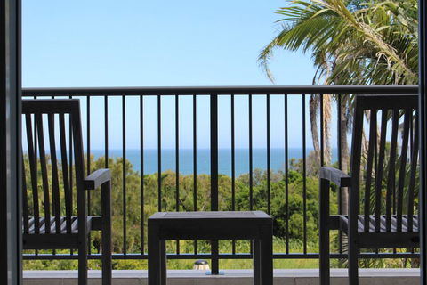 Zaffiro Beach House - Accommodation Coffs Harbour 2