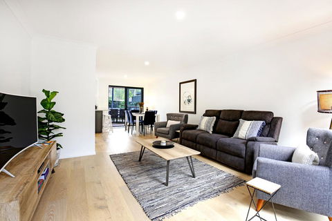 Zen @ Culburra - Pet Friendly - 8 Mins To Beach - Accommodation Coffs Harbour 1