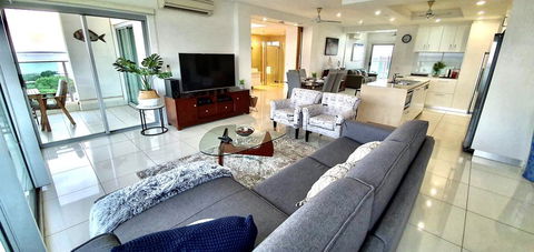 ZEN BY THE WATER - Darwin Premier Retreat - Accommodation Coffs Harbour 1