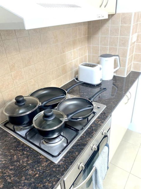 A Cozy 2B2B Apartment Near Airport & Train Station - Accommodation Coffs Harbour 4