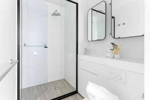 A 2BR Apt Near Melbourne Central & QV Market - Accommodation Coffs Harbour 2