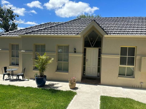 A Gem Hidden In Middle Camberwell - Accommodation Coffs Harbour 0