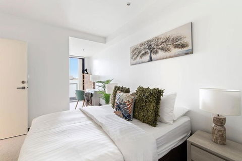 A Lux 2BR Apt Next To Melbourne Uni FREE Parking - Accommodation Coffs Harbour 2