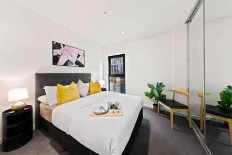 A Modern & Spacious 2BR Apt City Views Southbank - Accommodation Coffs Harbour 3