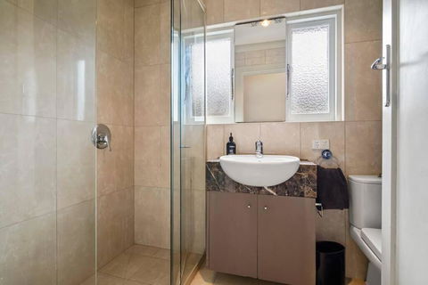 A1 Art Deco 2 Bedroom Apt Sleeps 5 Nimmo1 - Accommodation Coffs Harbour 3