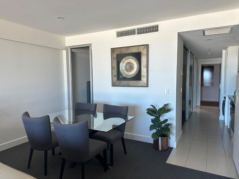 Absolute Beachfront At The Pier Glenelg - Accommodation Coffs Harbour 4