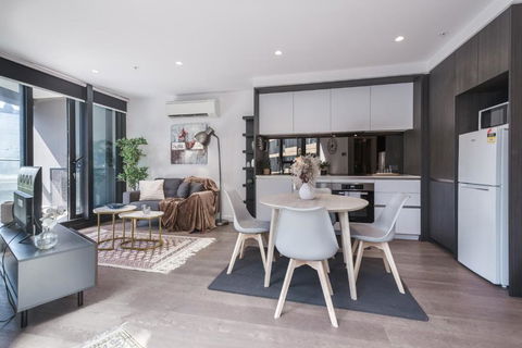 Absolute Luxury 1br Apt Mq Poolgym - Accommodation Coffs Harbour 0