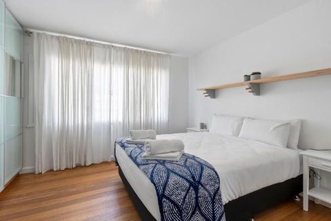 Absolute Waterfront Only 15 Minutes From Hobart - Accommodation Coffs Harbour 2