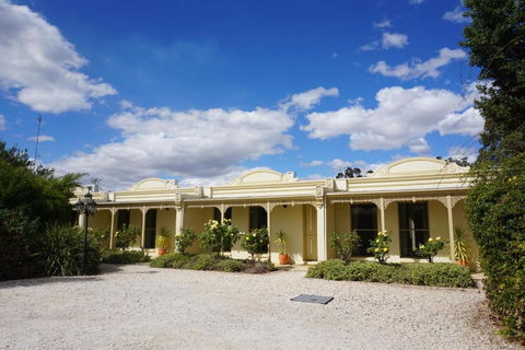 Acacia Terraces - Accommodation Coffs Harbour 0