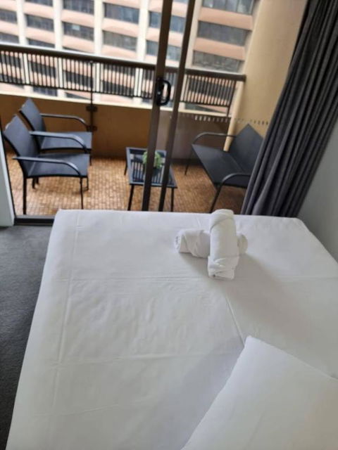 Accommodation Sydney City Centre 1 Bedroom Apartment With Balcony - Accommodation Coffs Harbour 3