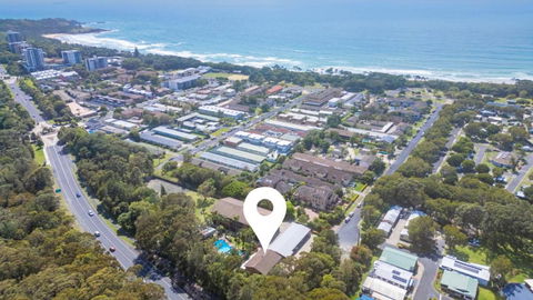 Affordable, Pet Friendly, Pool, Tennis, Beach - Accommodation Coffs Harbour 1