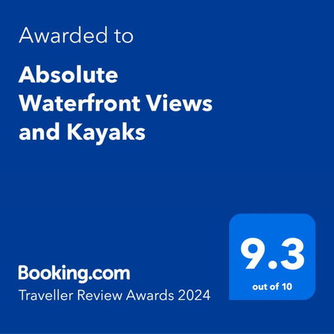 Absolute Waterfront Views And Kayaks - Accommodation Coffs Harbour 0
