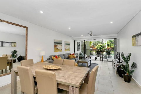 A Four Mile Beach Resort Lifestyle At Temple - Accommodation Coffs Harbour 1