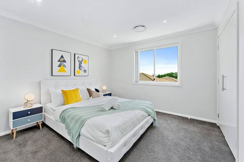 AirCabin - Norwest - Luxury Lovely - 4 Beds House - Accommodation Coffs Harbour 3