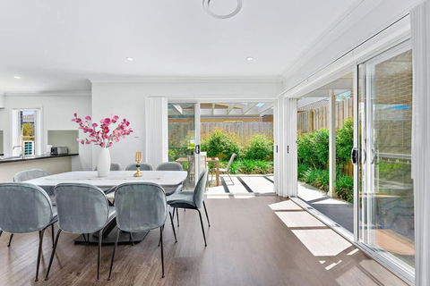 AirCabin - Norwest - Luxury Lovely - 4 Beds House - Accommodation Coffs Harbour 2