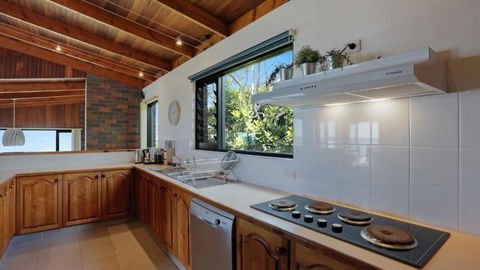 Aisling Saifir - Accommodation Coffs Harbour 3