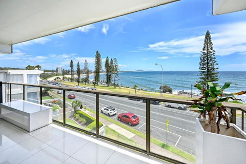 Alexandra Headland Ocean Dream - Stunning View ZA6 - Accommodation Coffs Harbour 3