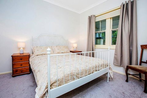 Allambee Cottage - A Place Of Rest - Accommodation Coffs Harbour 4