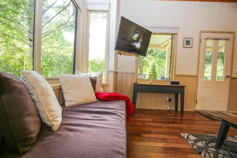 Alpine Arnica Cottage 1 - Accommodation Coffs Harbour 4