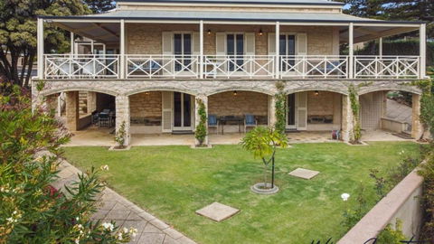 Alton House By Wine Coast Holidays - Accommodation Coffs Harbour 0