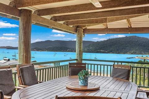 Amaroo On Airlie - Accommodation Coffs Harbour 3
