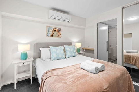 Amazing CBD 2BR Apt - Walkable & Wi-Fi & Charm - Accommodation Coffs Harbour 3