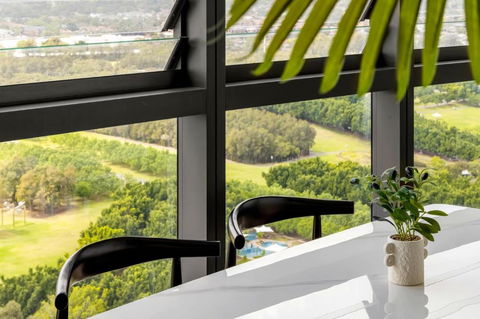 Amazing City View High Level Apt - Accommodation Coffs Harbour 2