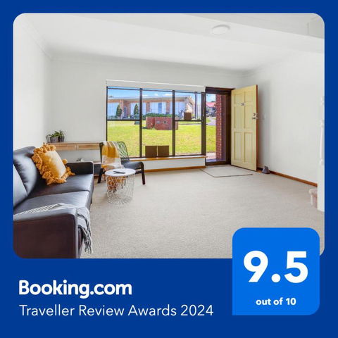 Amazing Ocean Views At This Exclusive 4 BR Holiday Home - Accommodation Coffs Harbour 4