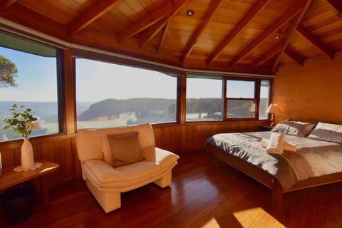 Amaroo Mountaintop Villa - Accommodation Coffs Harbour 3