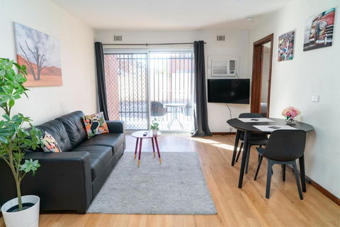 Apartment 3 Burswood - Accommodation Coffs Harbour 1