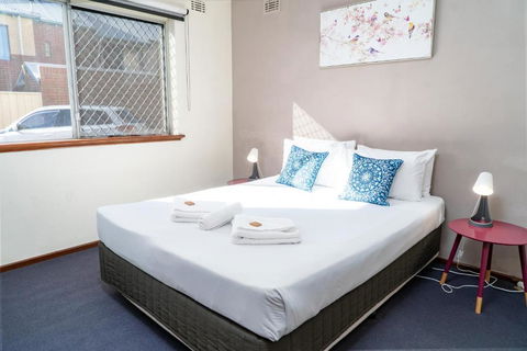 Apartment 3 Burswood - Accommodation Coffs Harbour 0