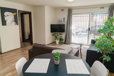 Apartment 4 Burswood - Accommodation Coffs Harbour 0