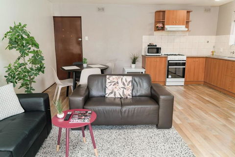 Apartment 4 Burswood - Accommodation Coffs Harbour 2
