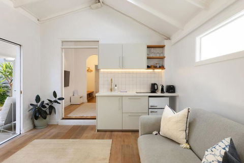 Apollo Studio - Accommodation Coffs Harbour 0