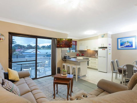 Apollo Unit 7 1st Floor - Accommodation Coffs Harbour 0