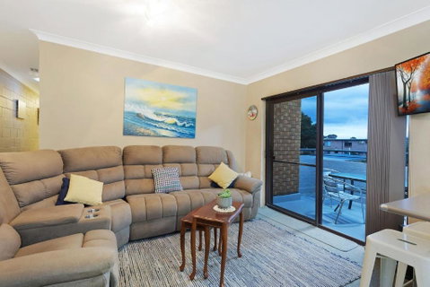 Apollo Unit 7 1st Floor - Accommodation Coffs Harbour 1