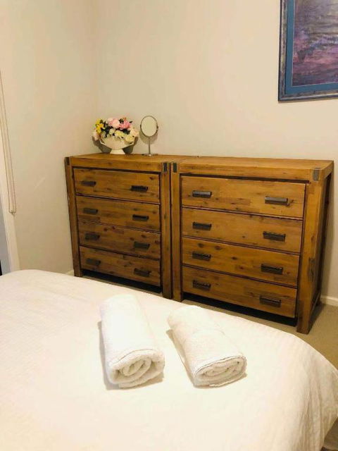 Apple House Truganina - Accommodation Coffs Harbour 2