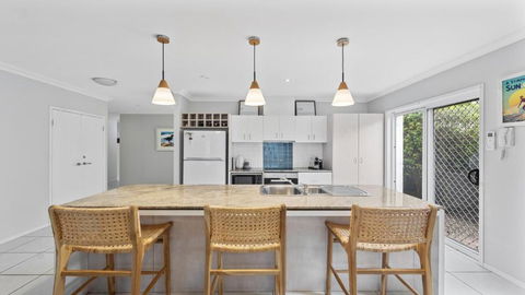 Aqua Links 70 The Drive Yamba - Accommodation Coffs Harbour 0