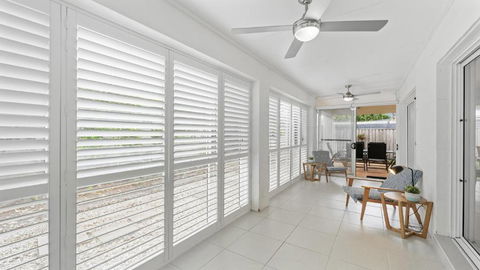 Aqua Links 70 The Drive Yamba - Accommodation Coffs Harbour 4