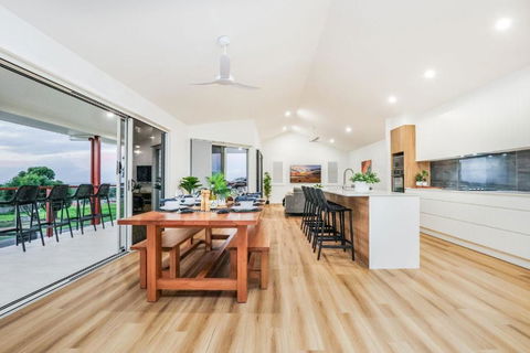 Aquatic Abode - Accommodation Coffs Harbour 0