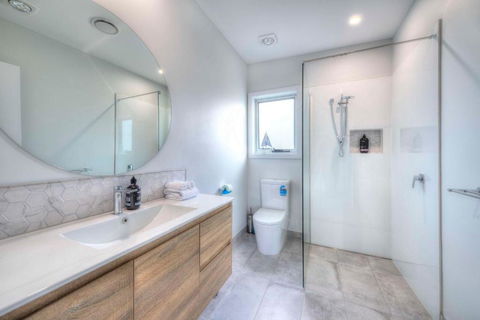 Archella 2 - Accommodation Coffs Harbour 2