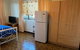 Aspley Bedroom & Share Bathroom With Other Guests - thumb 3