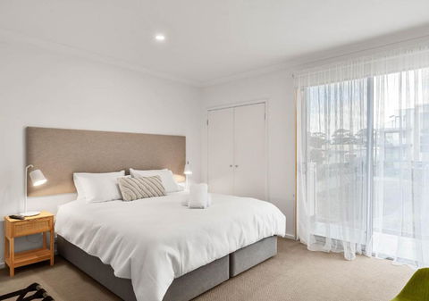 Aurora At Cowes By Ready Set Stay - Accommodation Coffs Harbour 1