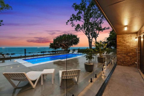 Autumn On The Esplanade - Accommodation Coffs Harbour 0
