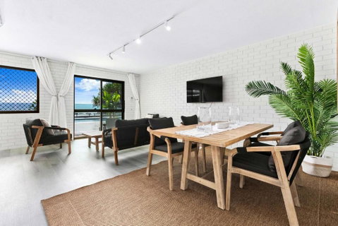 Autumn On The Esplanade - Accommodation Coffs Harbour 3