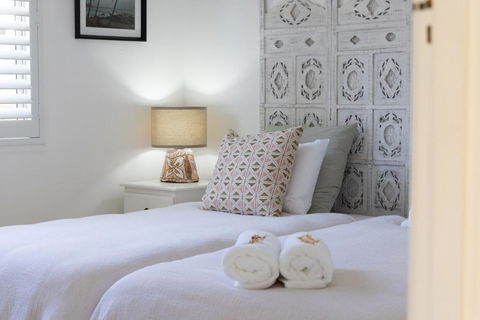 Avalon Beach Cottage, Private, 150m To The Beach! - Accommodation Coffs Harbour 4
