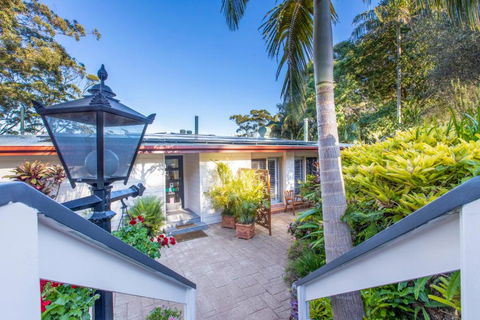 Avocado Sunset Bed & Breakfast - Accommodation Coffs Harbour 1