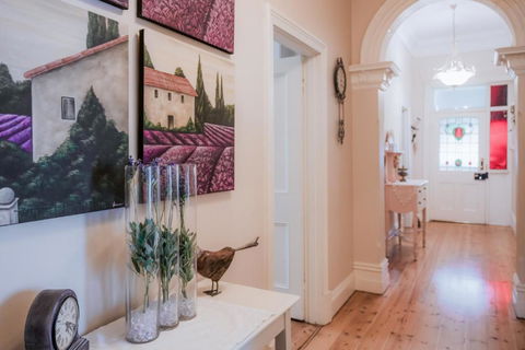 Azalea Cedar-Rose Barossa Valley Villa - Accommodation Coffs Harbour 0