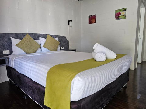 Azalea Motel - Accommodation Coffs Harbour 2