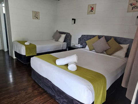 Azalea Motel - Accommodation Coffs Harbour 3